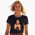 pierre-bourne-rapper-middle-finger-photo-shirt-1_usdba5