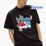 stitch-and-toothless-wearing-philadelphia-phillies-2025-shirt-1_sykbmh