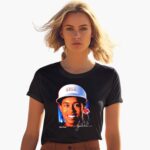 tiger-woods-young-golfer-signature-shirt-1_pkzbgx