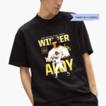wehiwa-kapahulehua-aloy-2025-golden-spikes-award-winner-graphic-shirt-1_wbfwwf